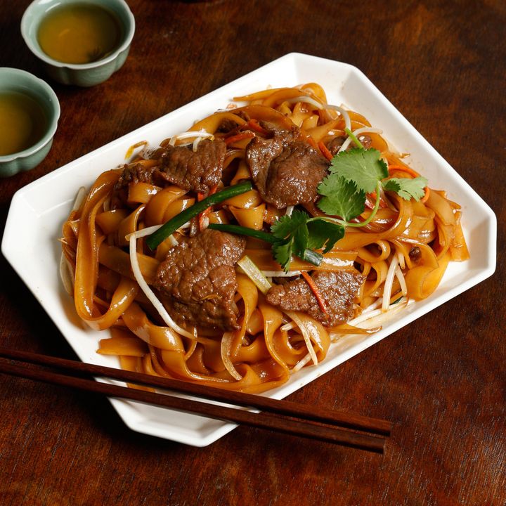Beef Chow Fun 干炒牛河