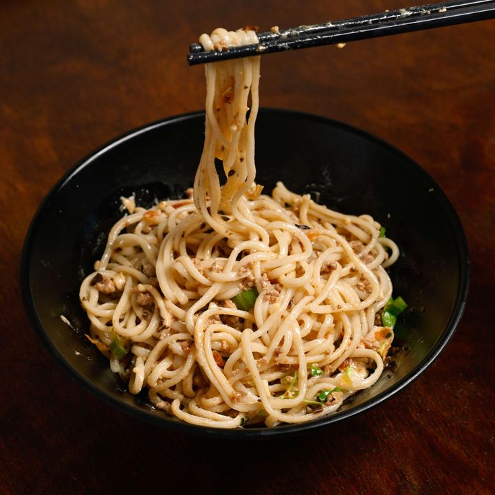 Dan Dan Noodle 旦旦麵
